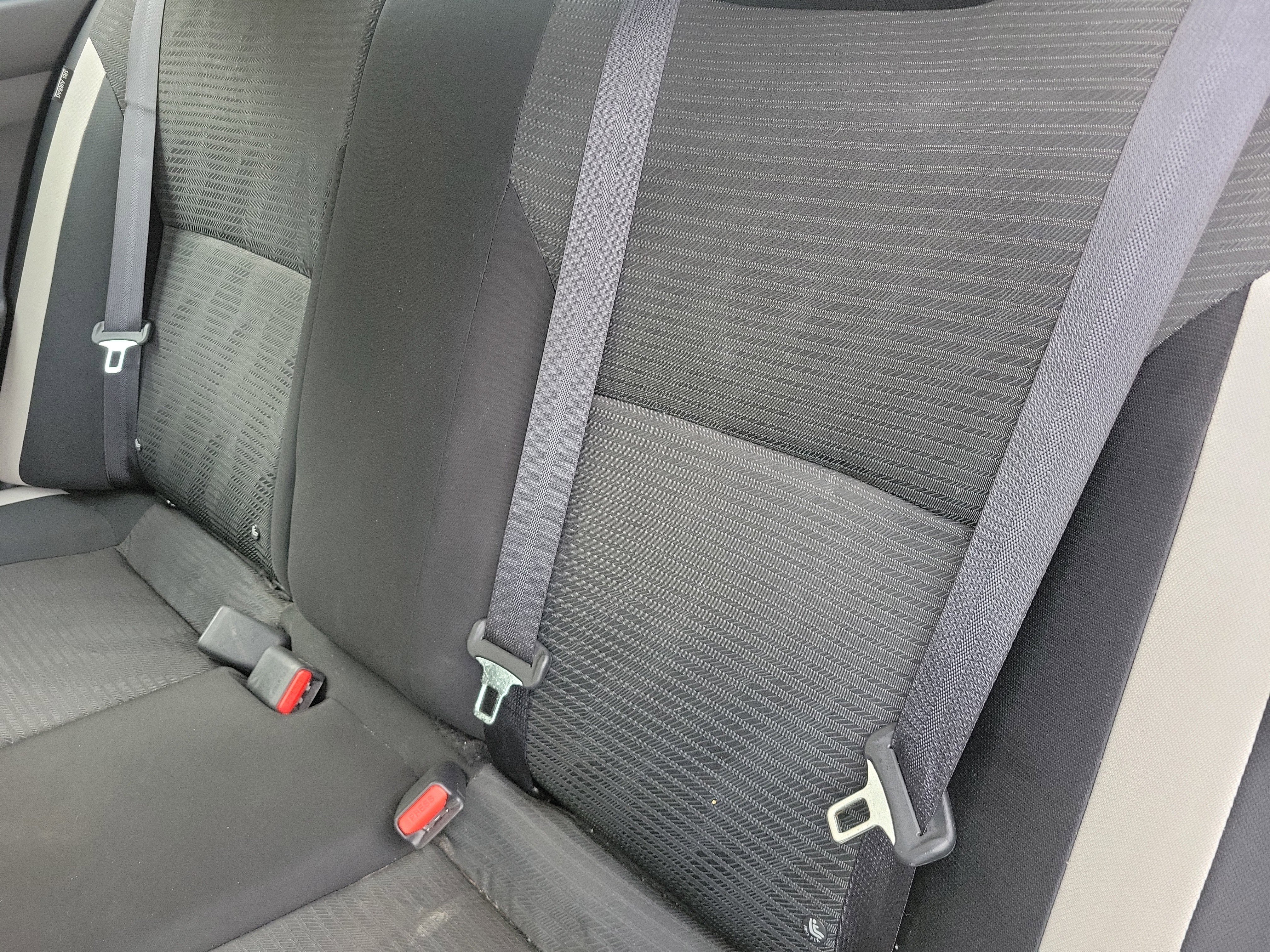 Used 2021 Nissan Versa SV image 13