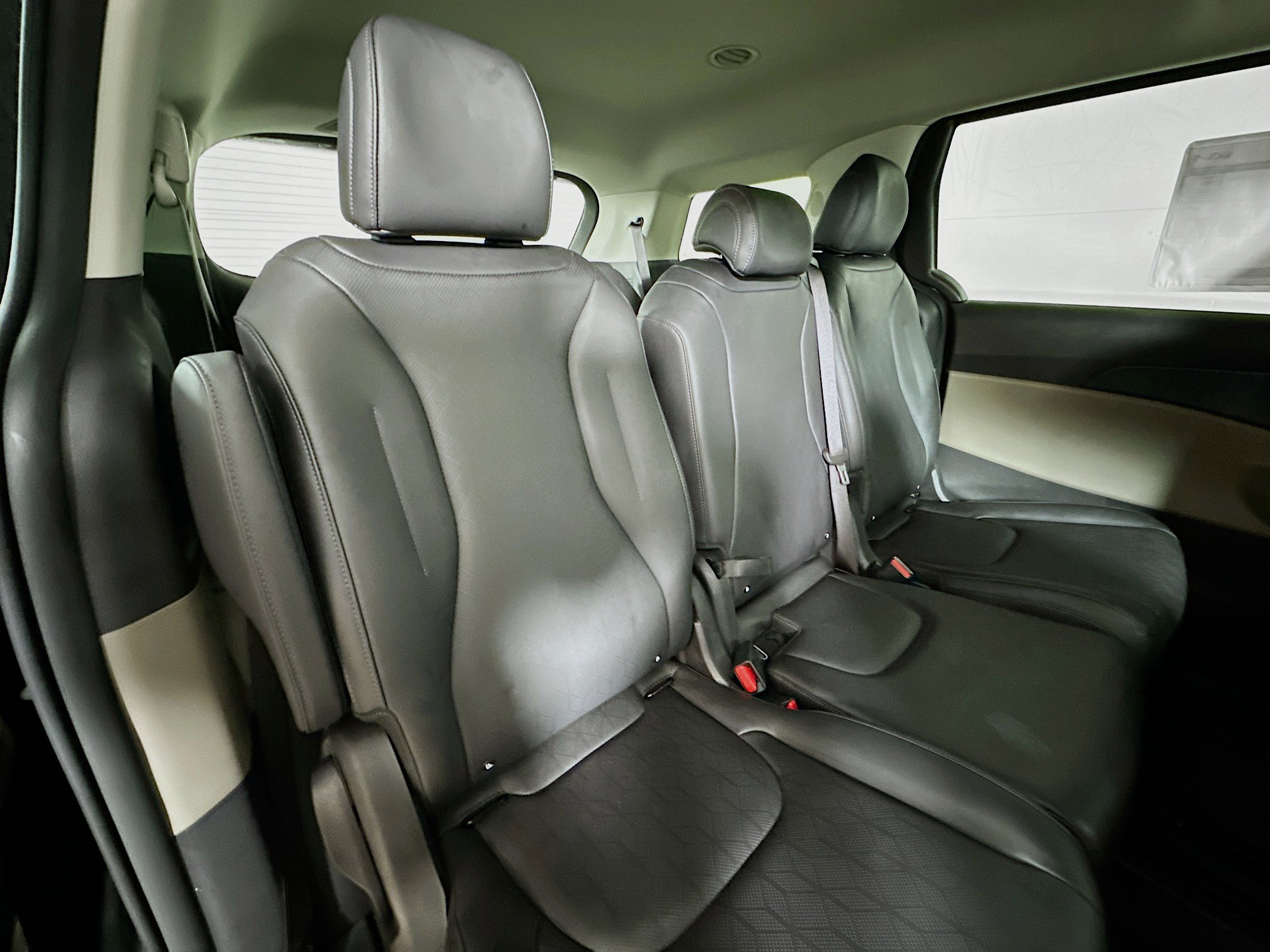 New 2026 Kia Carnival LXS image 29