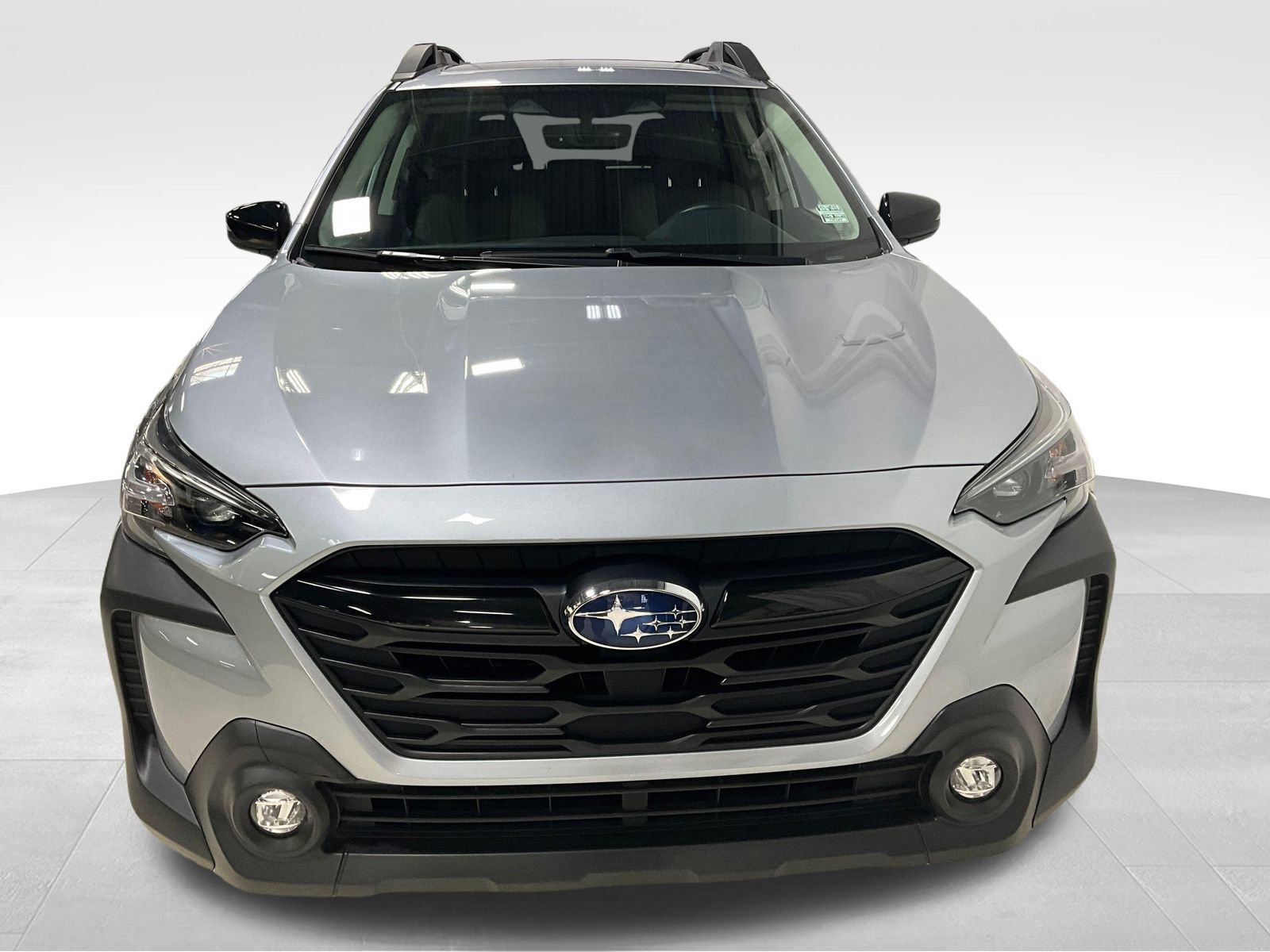 Used 2025 Subaru Outback Onyx Edition image 2