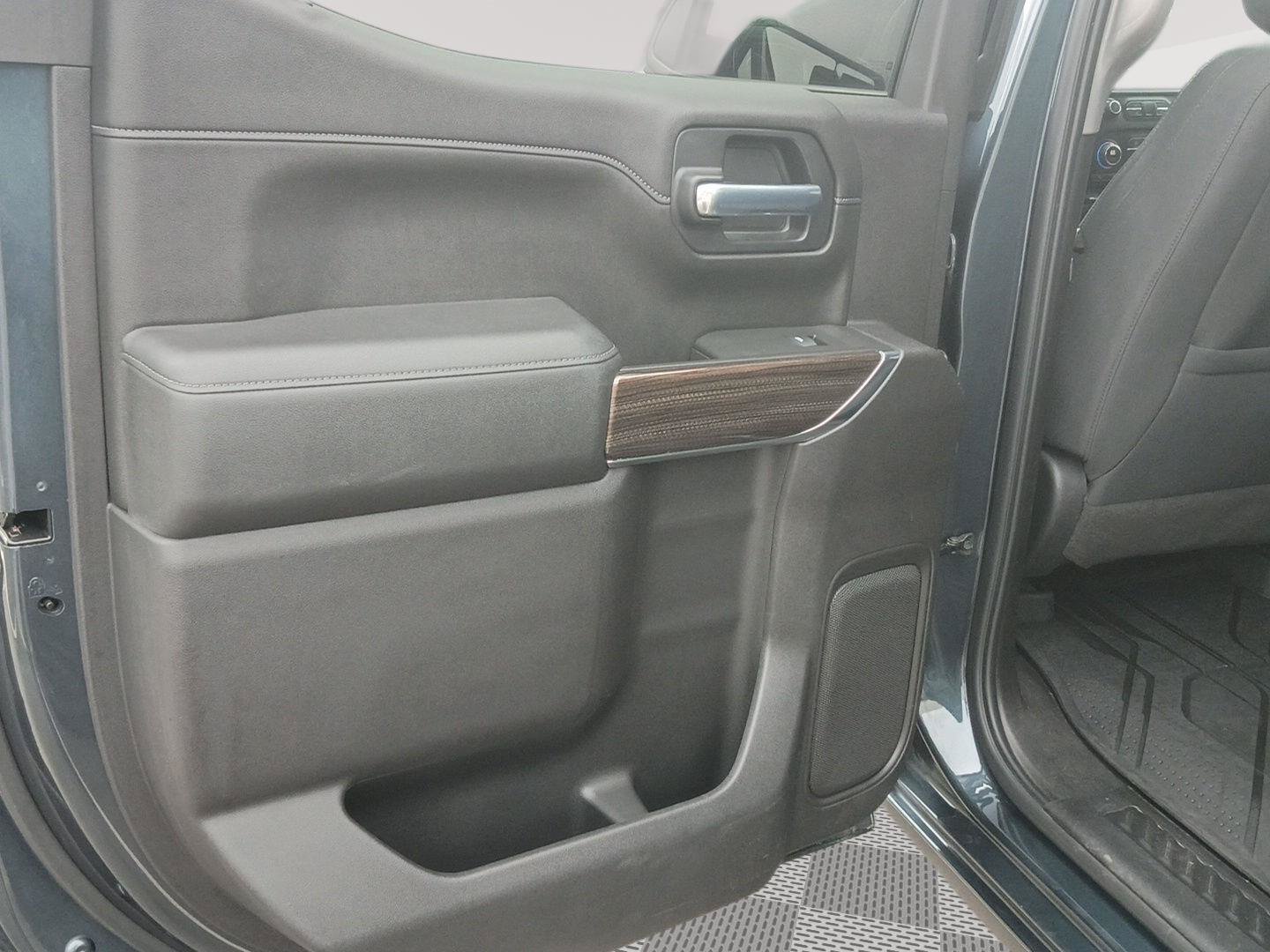 Used 2020 Chevrolet Silverado 1500 RST w/ All-Star Edition AWD/4WD image 25