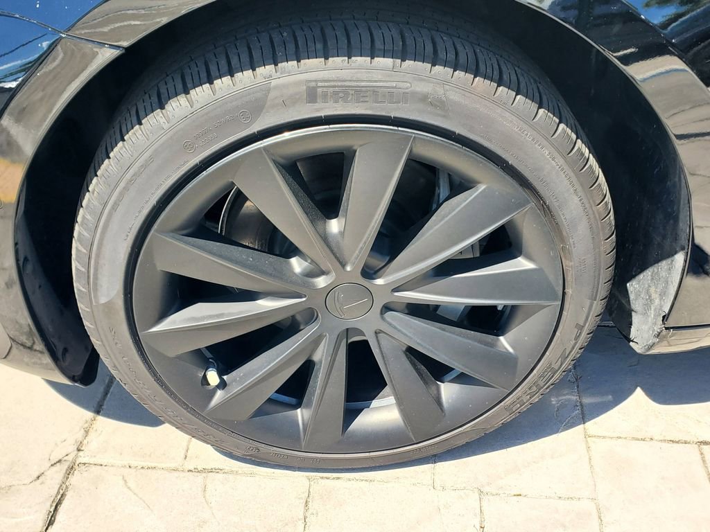 Used 2022 Tesla Model 3 image 4