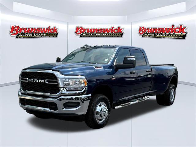 Certified 2024 RAM 3500 Tradesman w/ Chrome Appearance Group