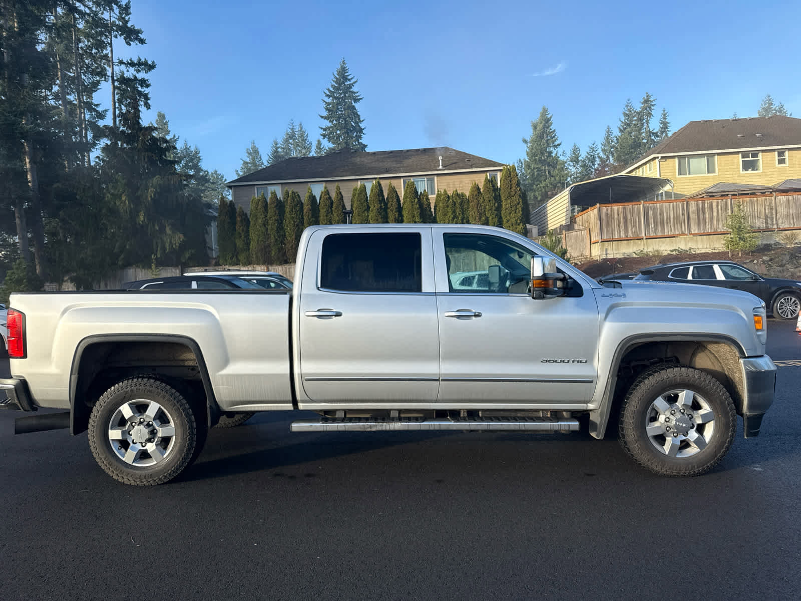 Used 2015 GMC Sierra 3500 SLT w/ Duramax Plus Package image 8