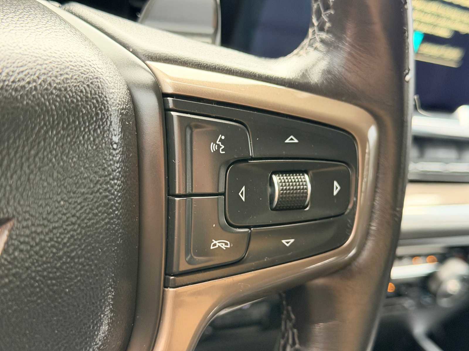 Used 2022 Chevrolet Silverado 1500 High Country image 24