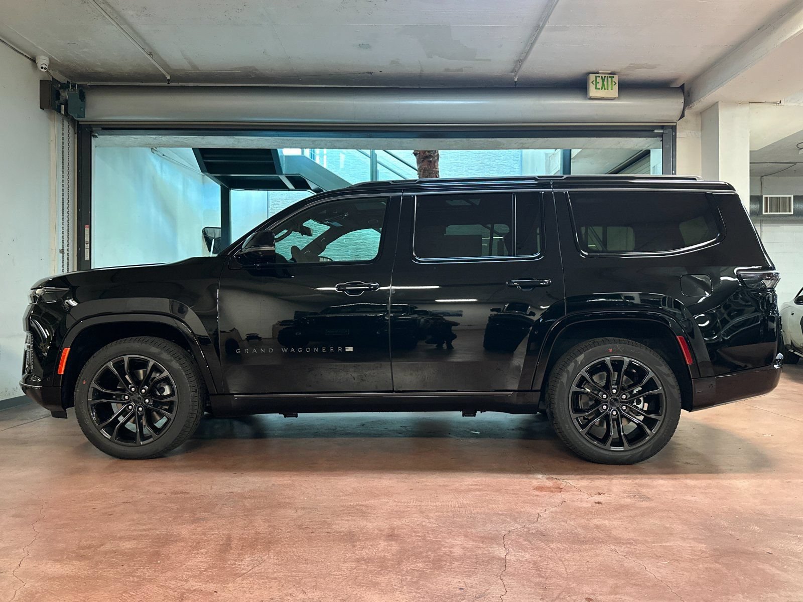 New 2026 Jeep Grand Wagoneer Summit AWD/4WD image 2