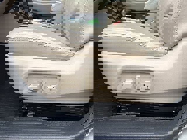 Used 2019 Subaru Outback 2.5i Limited w/ Popular Package #2 AWD/4WD image 21