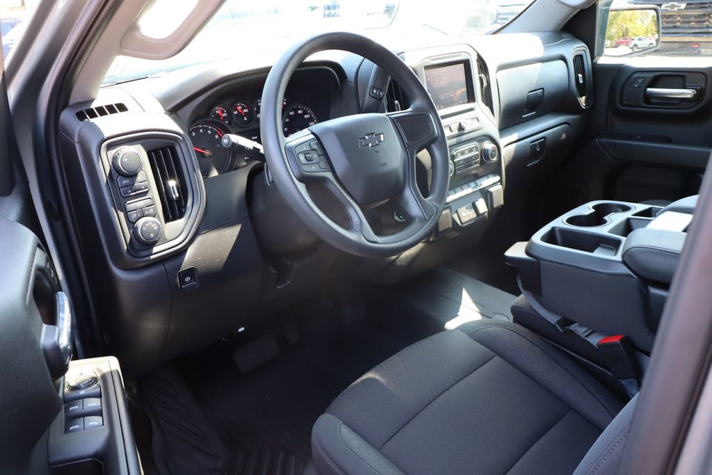 Used 2025 Chevrolet Silverado 1500 Custom Trail Boss w/ LPO, Dark Essentials Package image 14