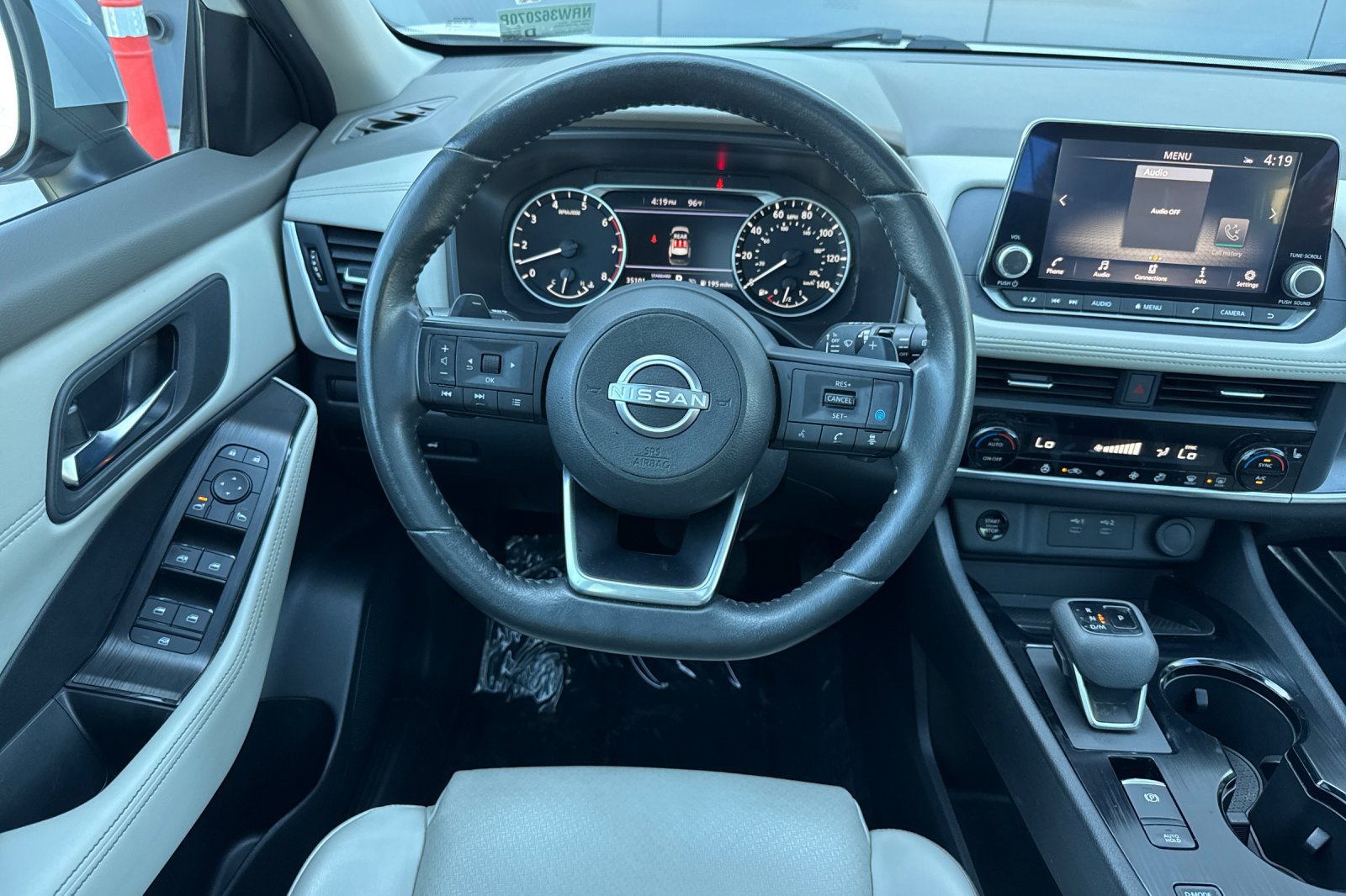 Certified 2024 Nissan Rogue SV w/ SV Premium Package FWD image 17