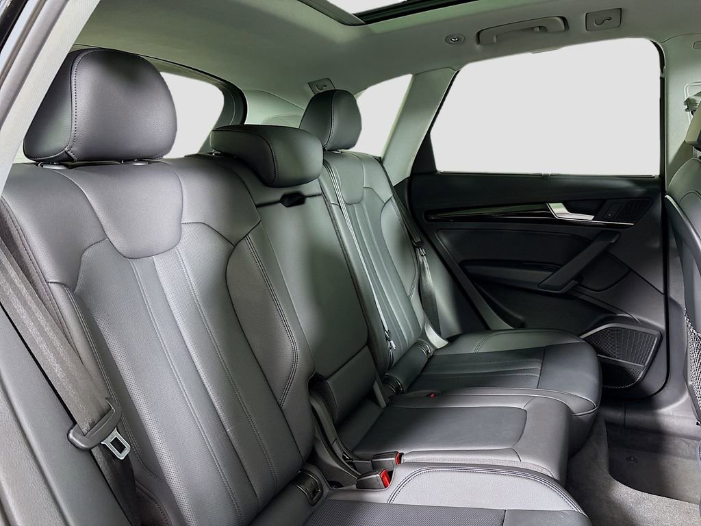 Used 2018 Audi Q5 2.0T Premium Plus w/ Premium Plus Package AWD/4WD image 31