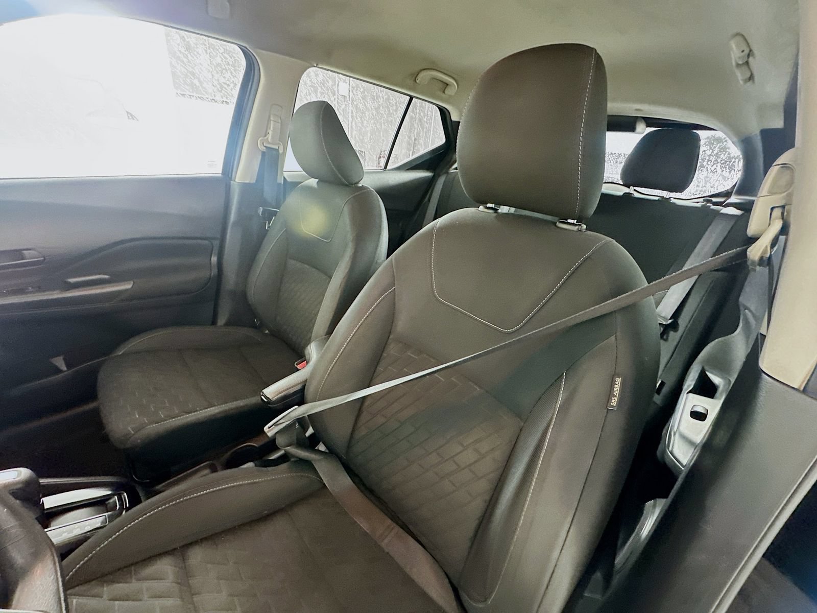 Used 2022 Nissan Kicks S FWD image 19