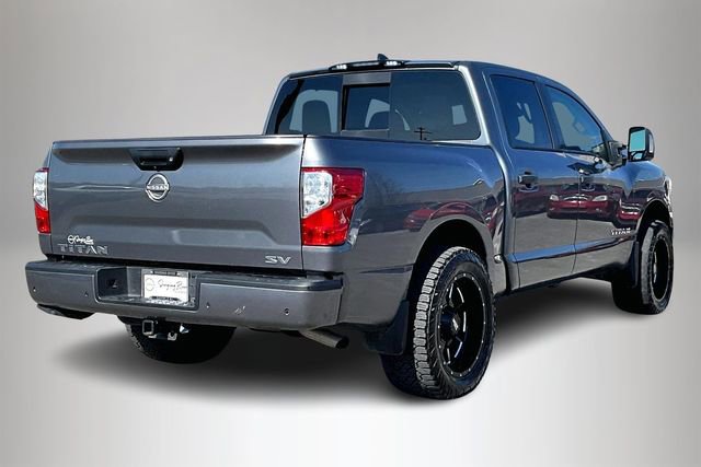 Used 2024 Nissan Titan SV w/ SV Convenience Package image 5
