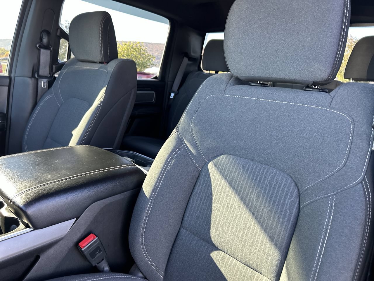 Used 2022 RAM 1500 Big Horn AWD/4WD image 23