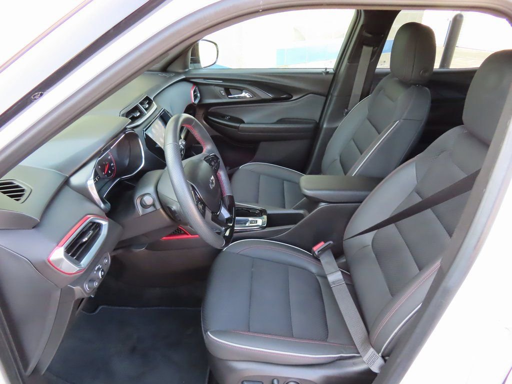 Certified 2023 Chevrolet TrailBlazer RS w/ Convenience Package image 21