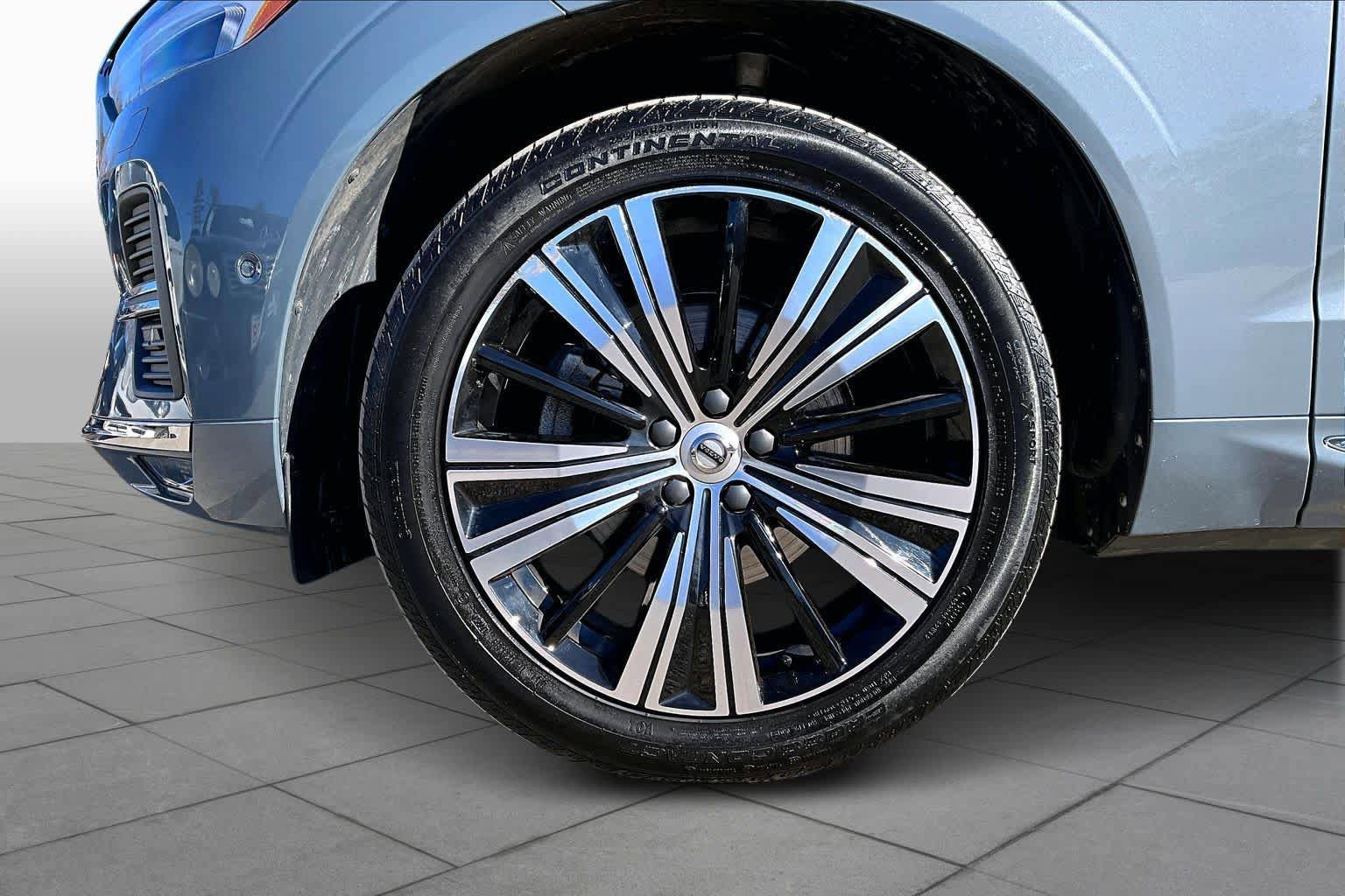 Certified 2023 Volvo XC60 B5 Plus w/ Climate Package AWD/4WD image 11