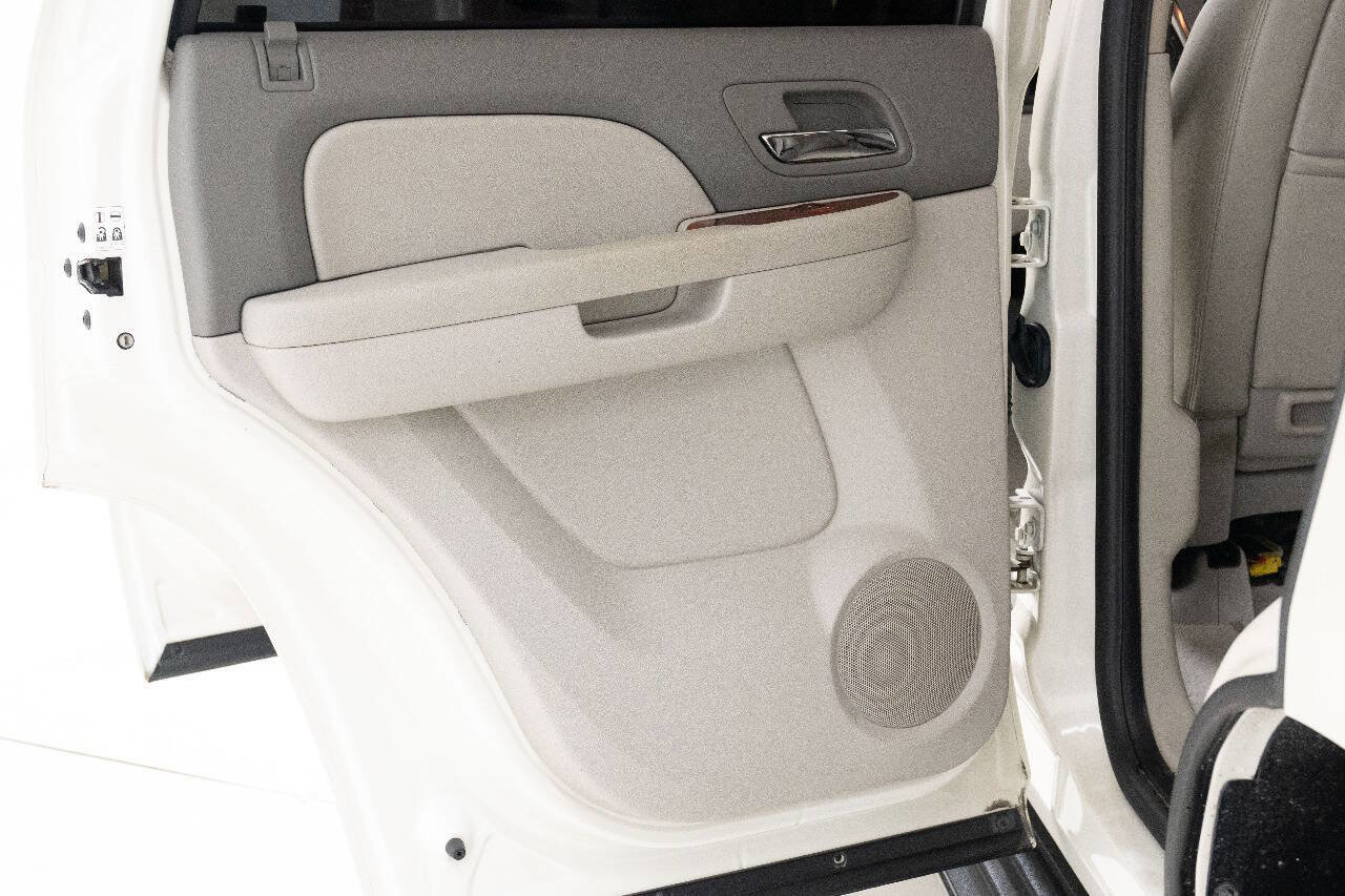Used 2010 GMC Yukon SLT image 21