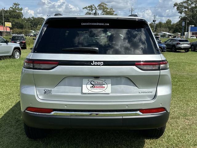 New 2025 Jeep Grand Cherokee Laredo X w/ Trailer Tow Package image 5