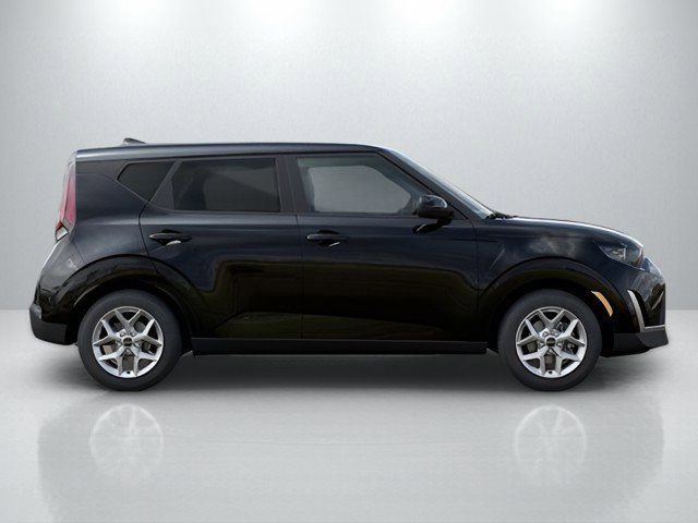 New 2025 Kia Soul LX w/ LX Technology Package image 7