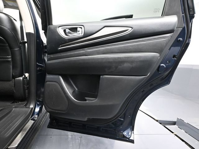 Used 2020 INFINITI QX60 Luxe w/ Essential Package FWD image 45
