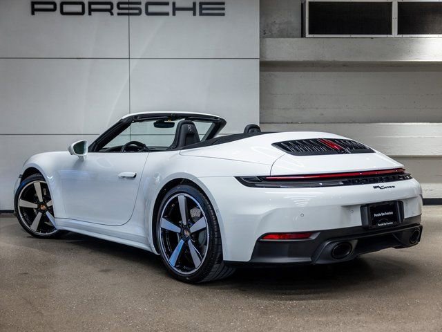 Certified 2025 Porsche 911 Carrera RWD image 3