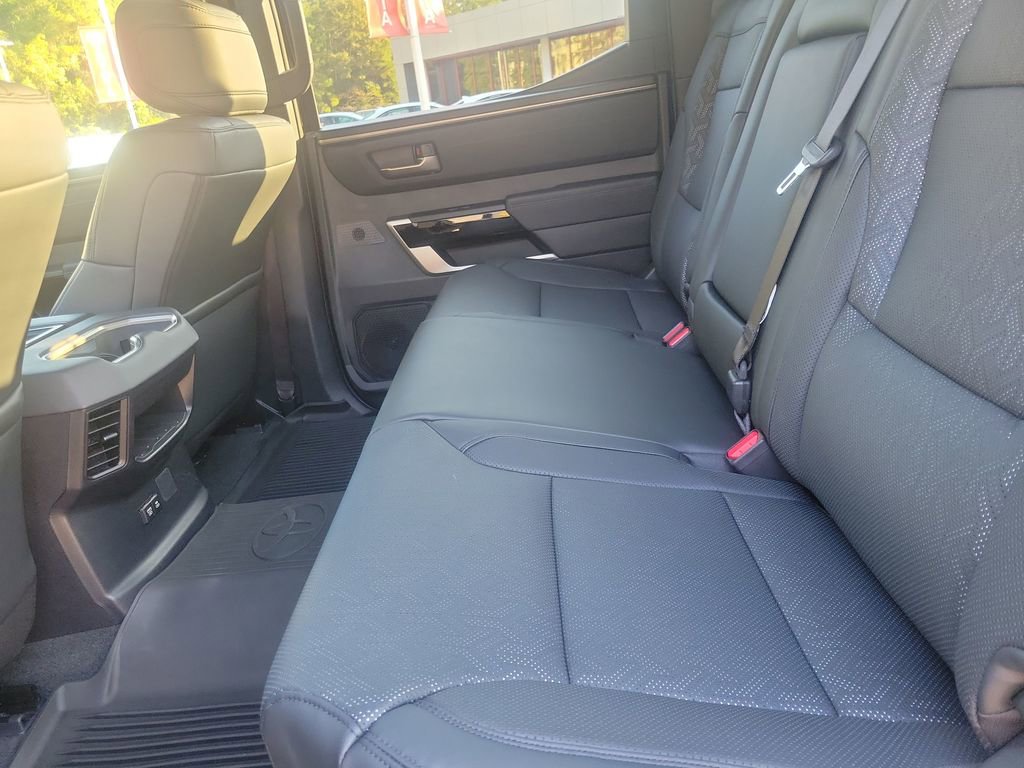 Used 2025 Toyota Tundra Limited image 17