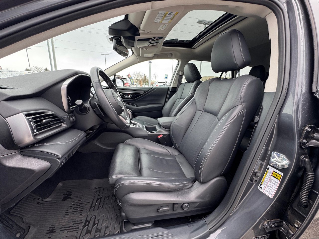 Used 2023 Subaru Outback Limited image 14