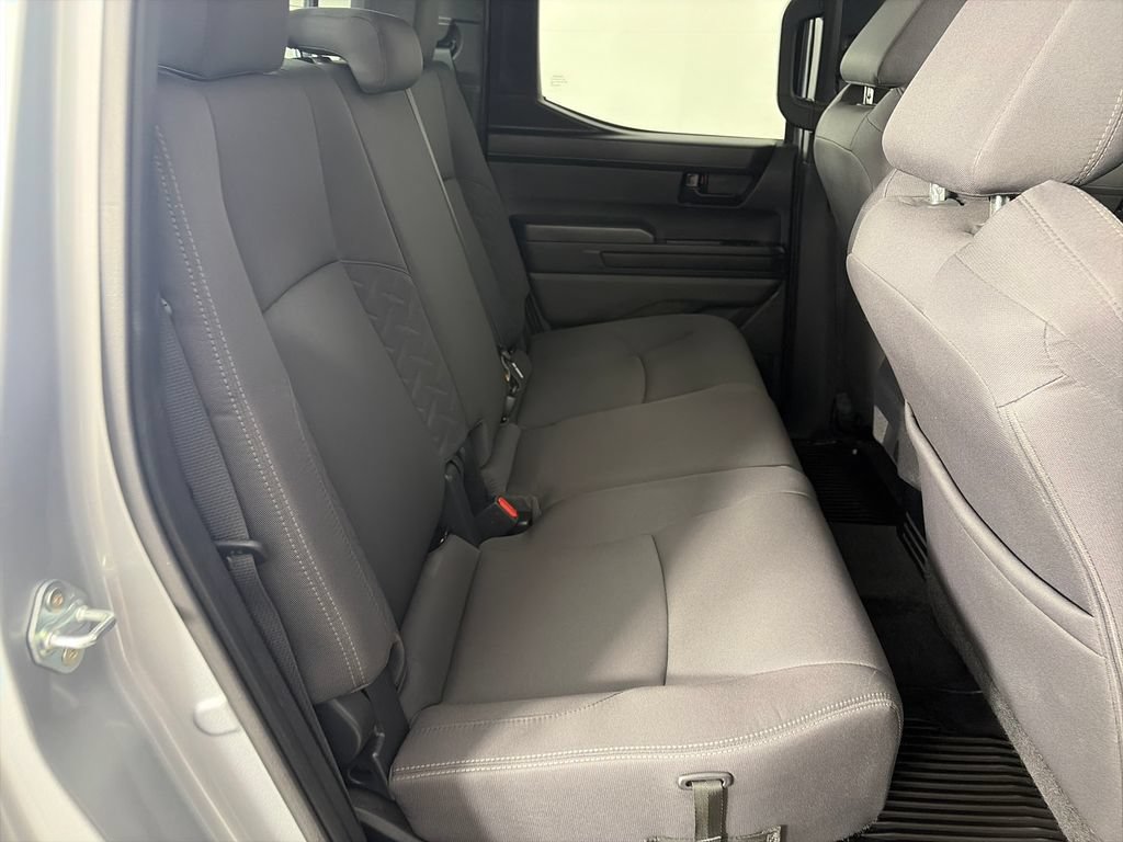 Used 2024 Toyota Tacoma SR5 AWD/4WD image 29