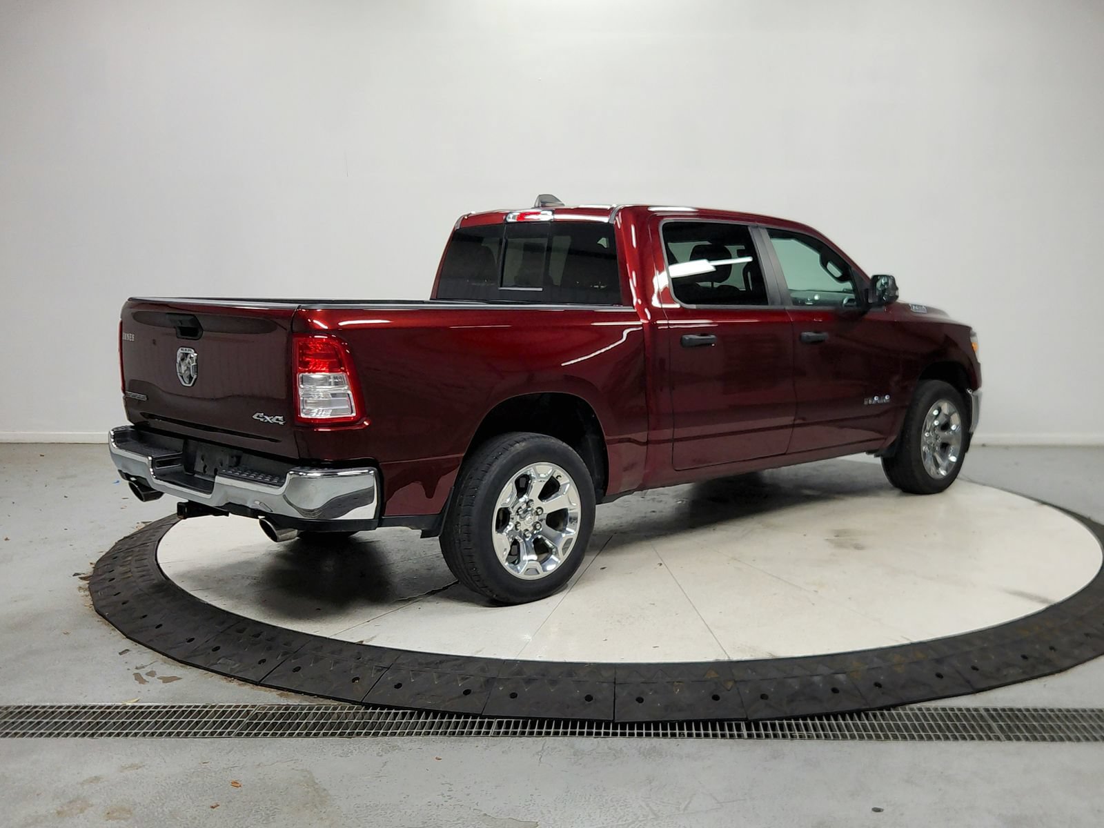 Used 2024 RAM 1500 Big Horn AWD/4WD image 8