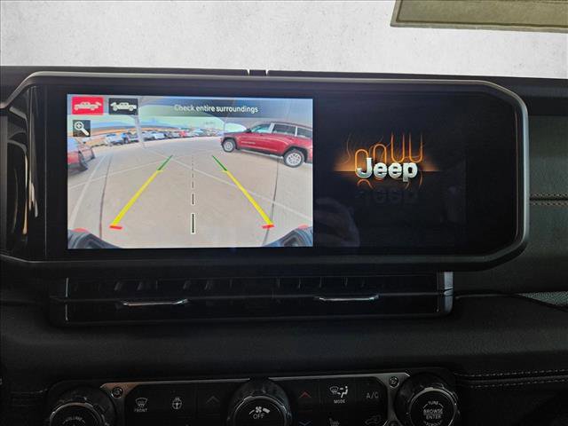 New 2026 Jeep Gladiator Mojave image 13