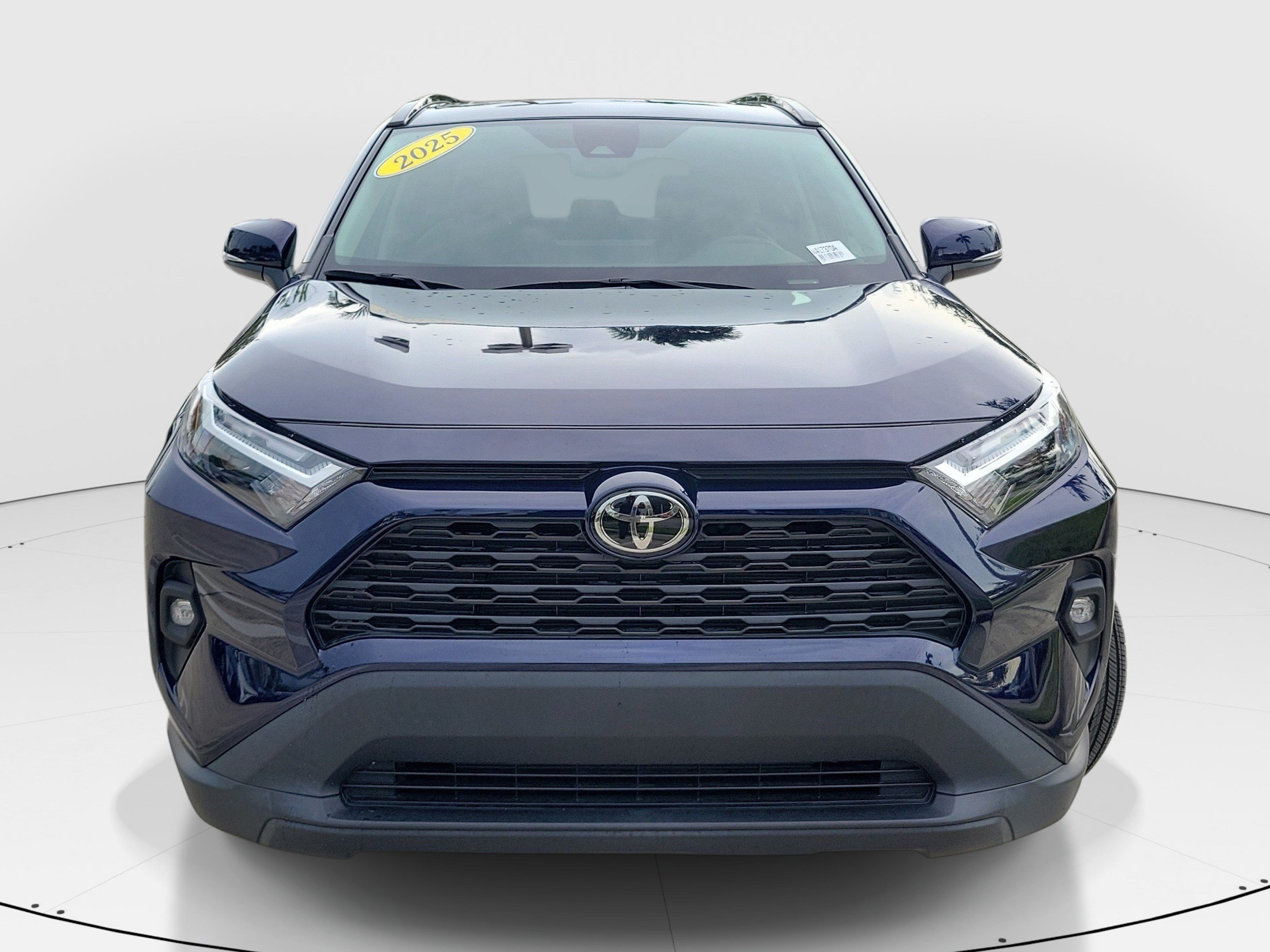 Used 2025 Toyota RAV4 XLE Premium FWD image 2