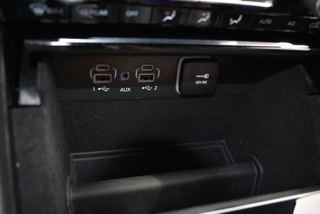 Used 2022 Jeep Grand Cherokee L Overland AWD/4WD image 19