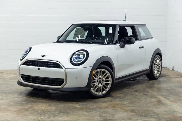 Certified 2025 MINI Cooper 2-Door Hardtop image 9