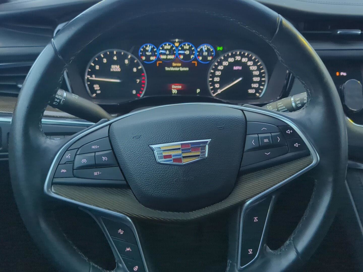 Used 2017 Cadillac XT5 Platinum image 16