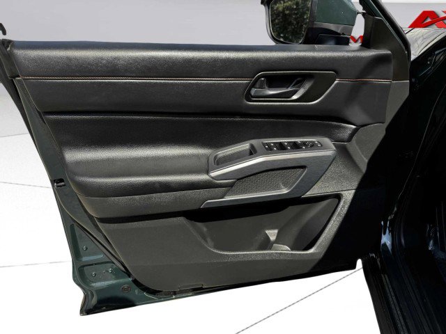 Used 2024 Nissan Pathfinder Rock Creek image 19