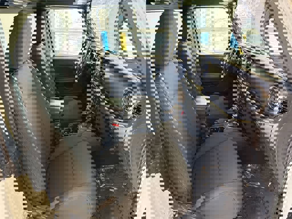 Used 2020 Jeep Wrangler Sport image 21