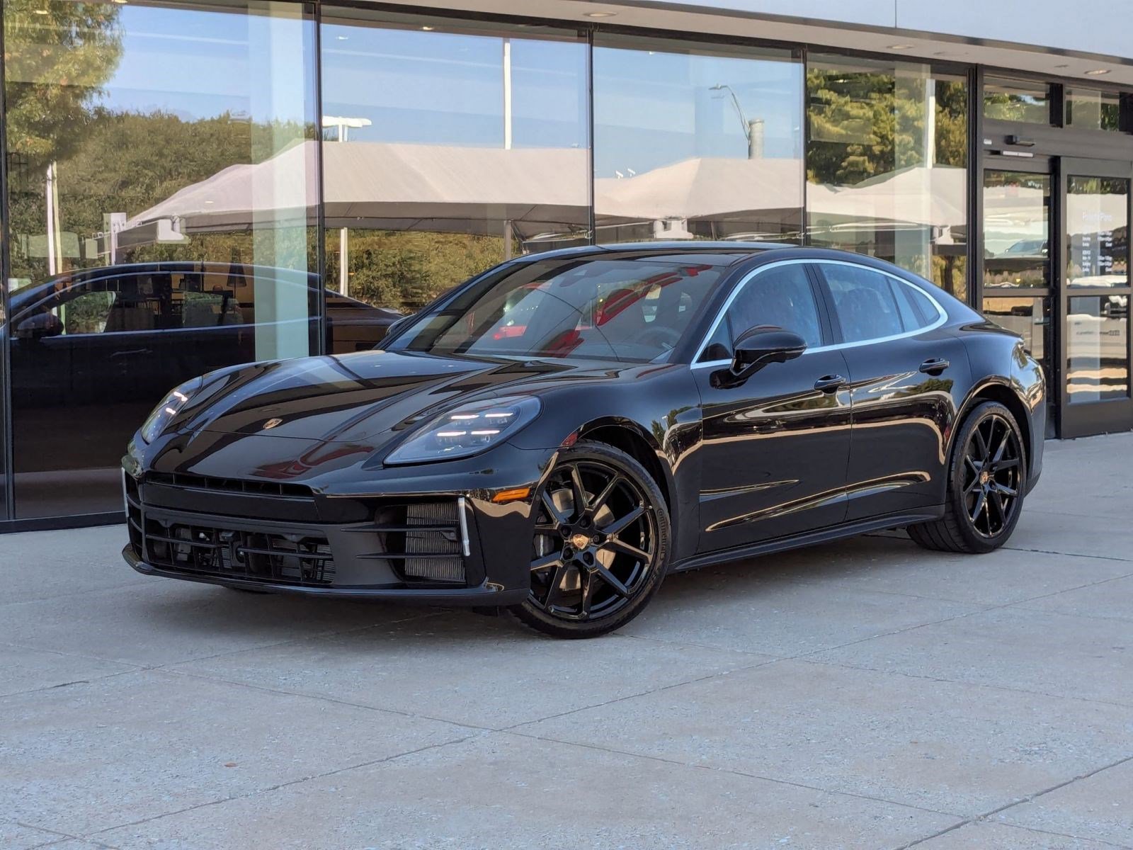 New 2026 Porsche Panamera image 1
