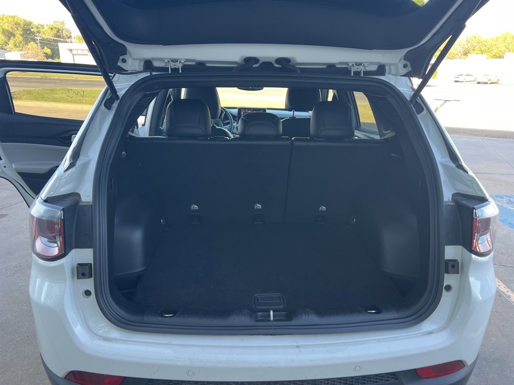 Used 2024 Jeep Compass Limited image 8