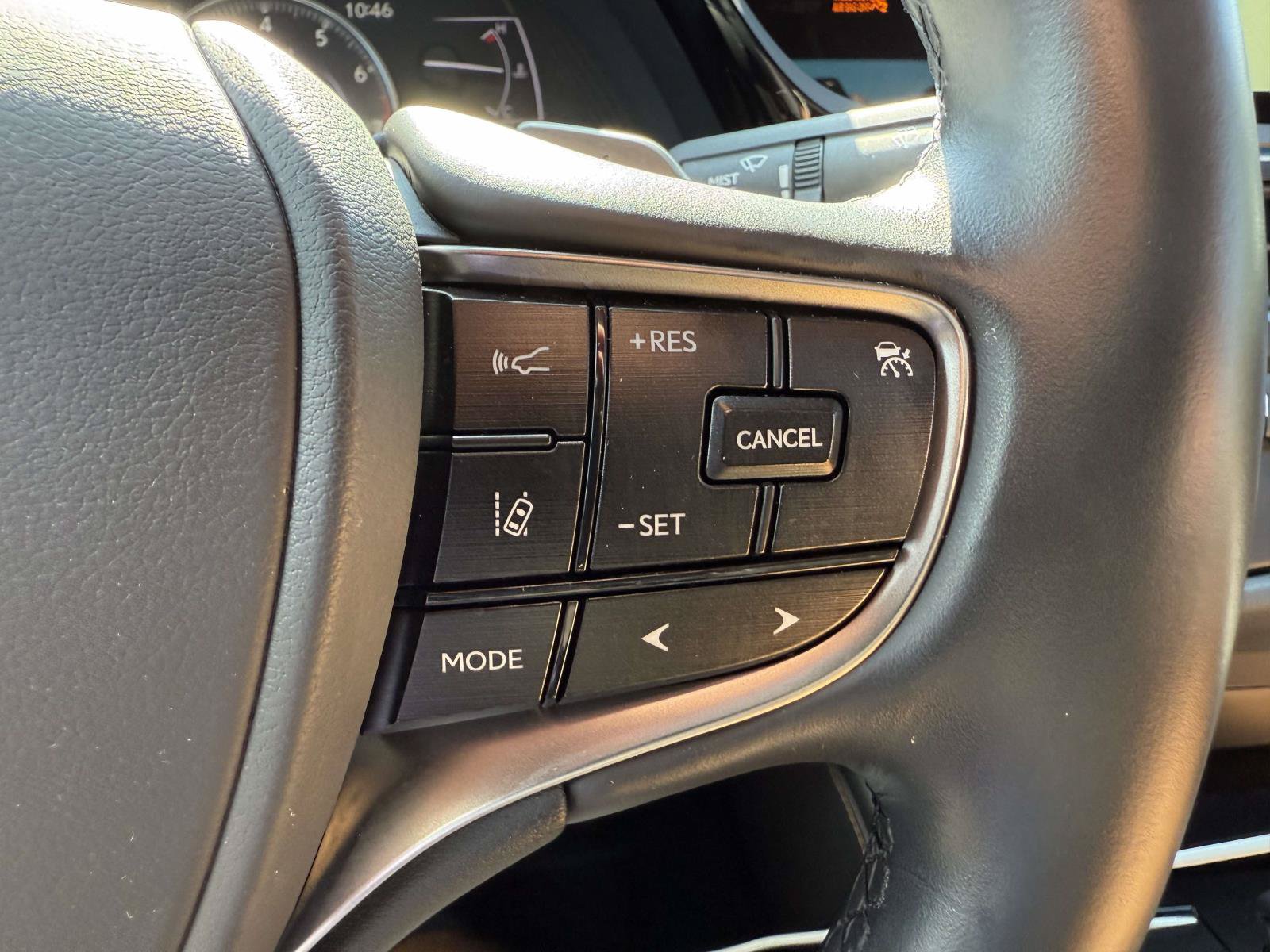 Used 2025 Lexus ES 350 w/ Premium Package FWD image 21