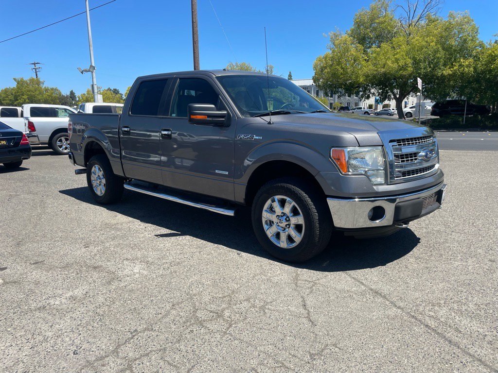 Used 2013 Ford F150 XLT w/ Luxury Equipment Group image 2