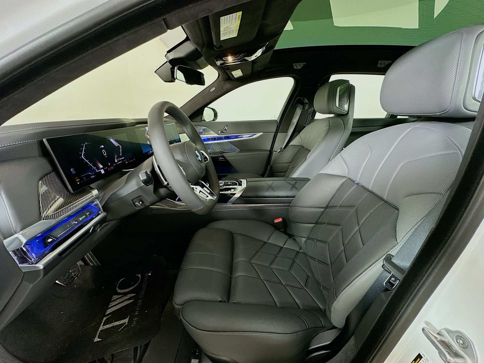 New 2026 BMW 760i xDrive w/ Executive Package AWD/4WD image 32