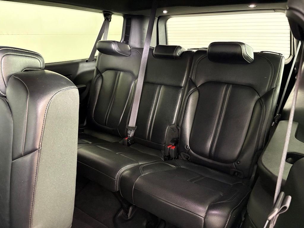 Used 2023 Jeep Wagoneer L 4WD image 35