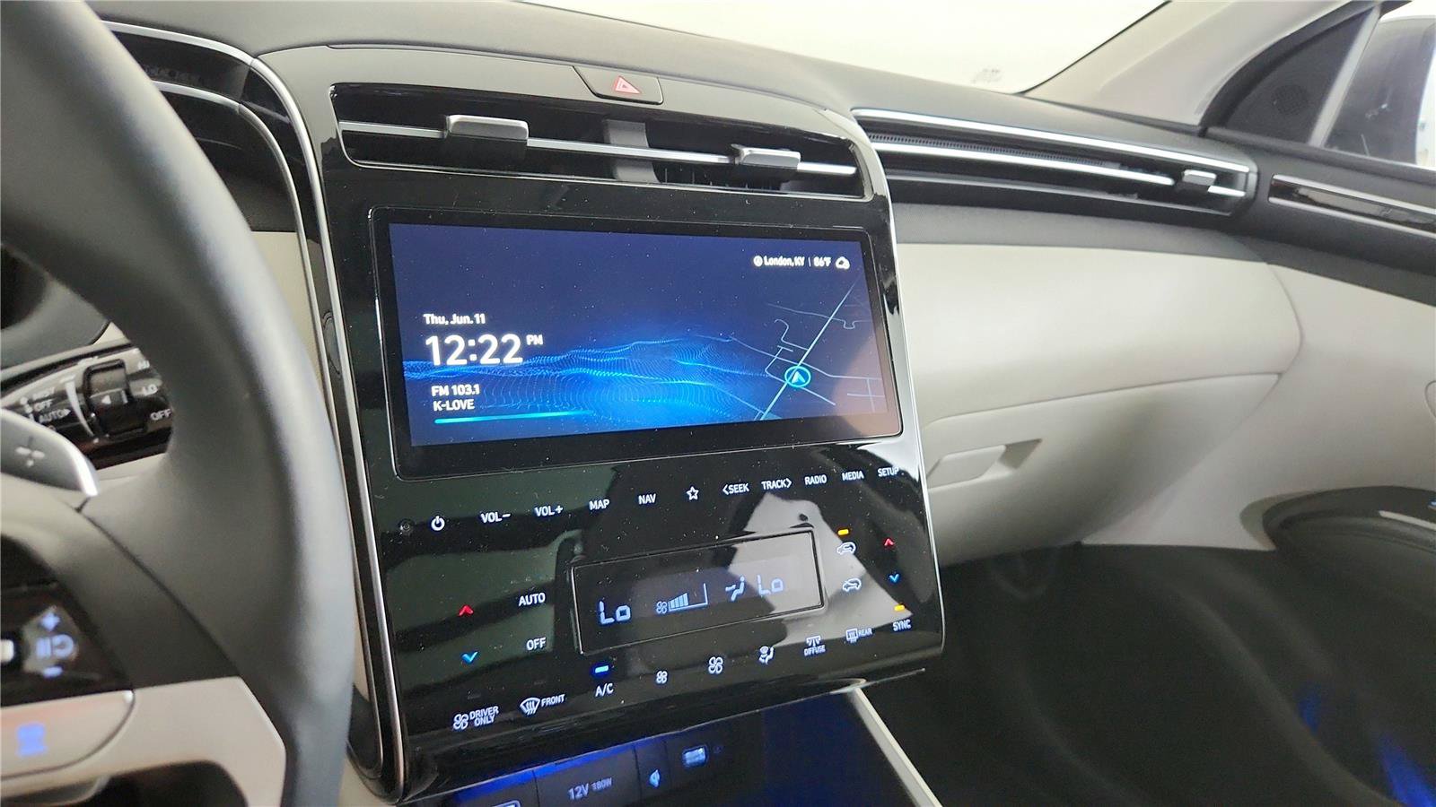 Used 2024 Hyundai Tucson Limited AWD/4WD image 27