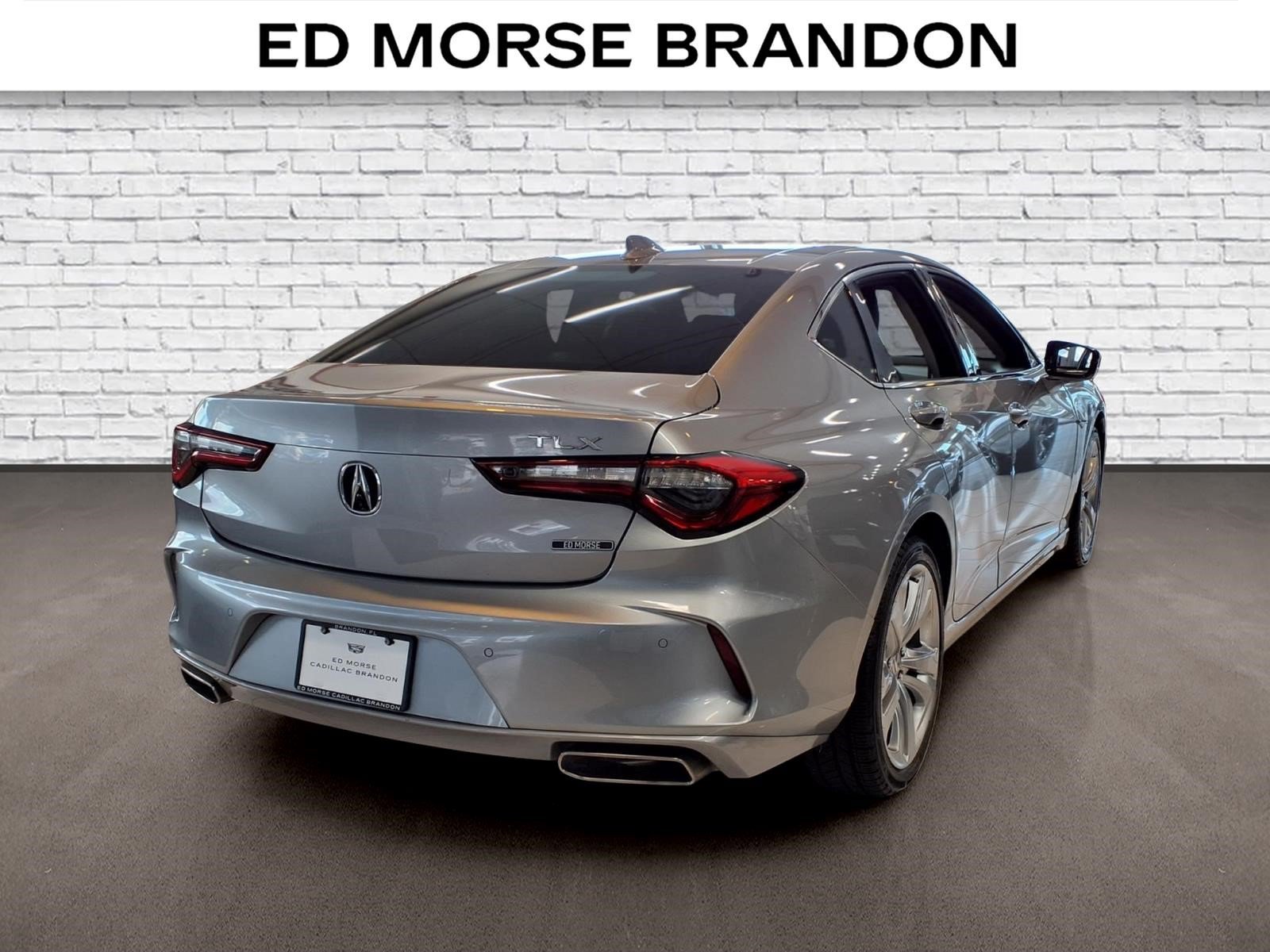 Used 2022 Acura TLX w/ Technology Package FWD image 4