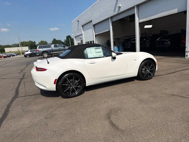 New 2026 MAZDA MX-5 Miata Grand Touring w/ Weather Package RWD image 8