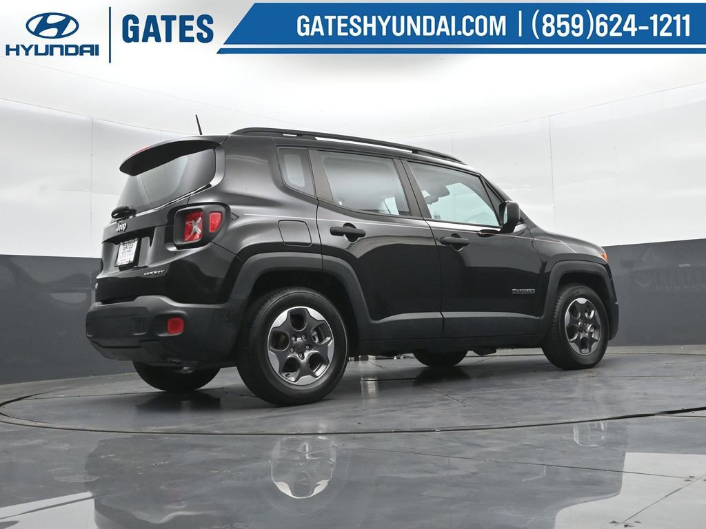 Used 2015 Jeep Renegade Sport w/ Power & Air Group FWD image 31