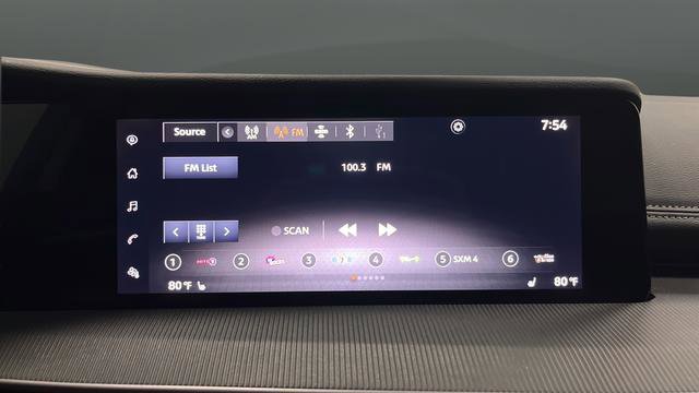 Used 2025 Nissan Murano SV AWD/4WD image 14