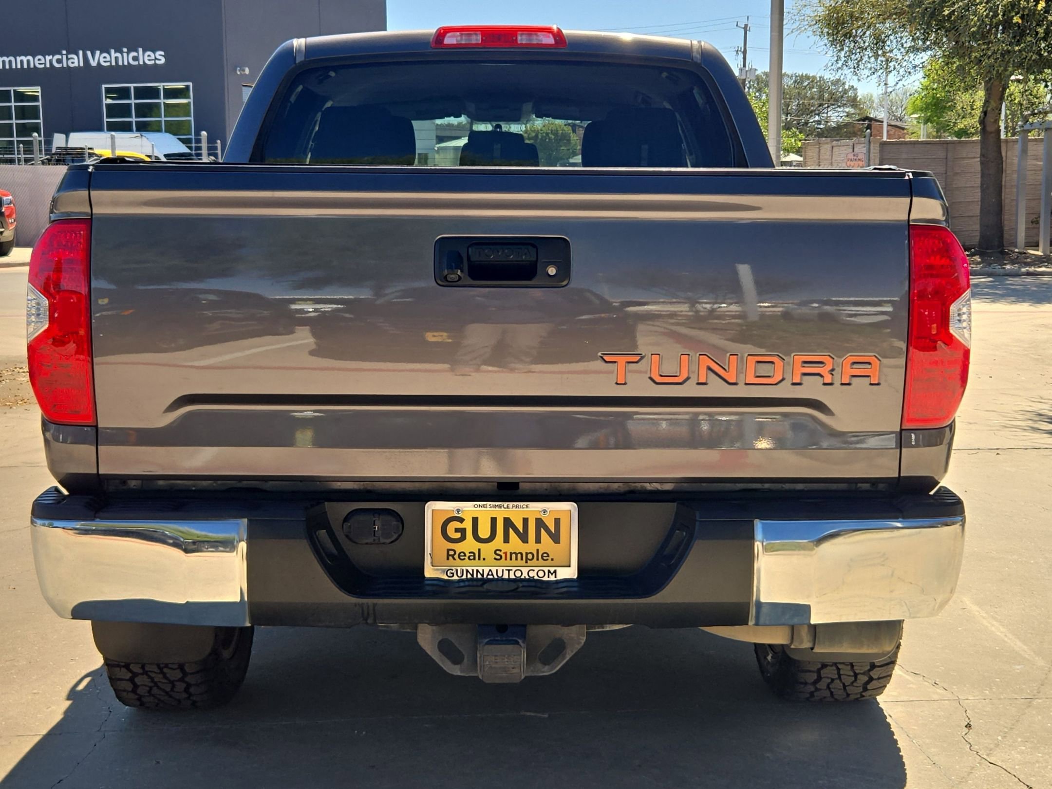 Used 2017 Toyota Tundra SR5 image 4