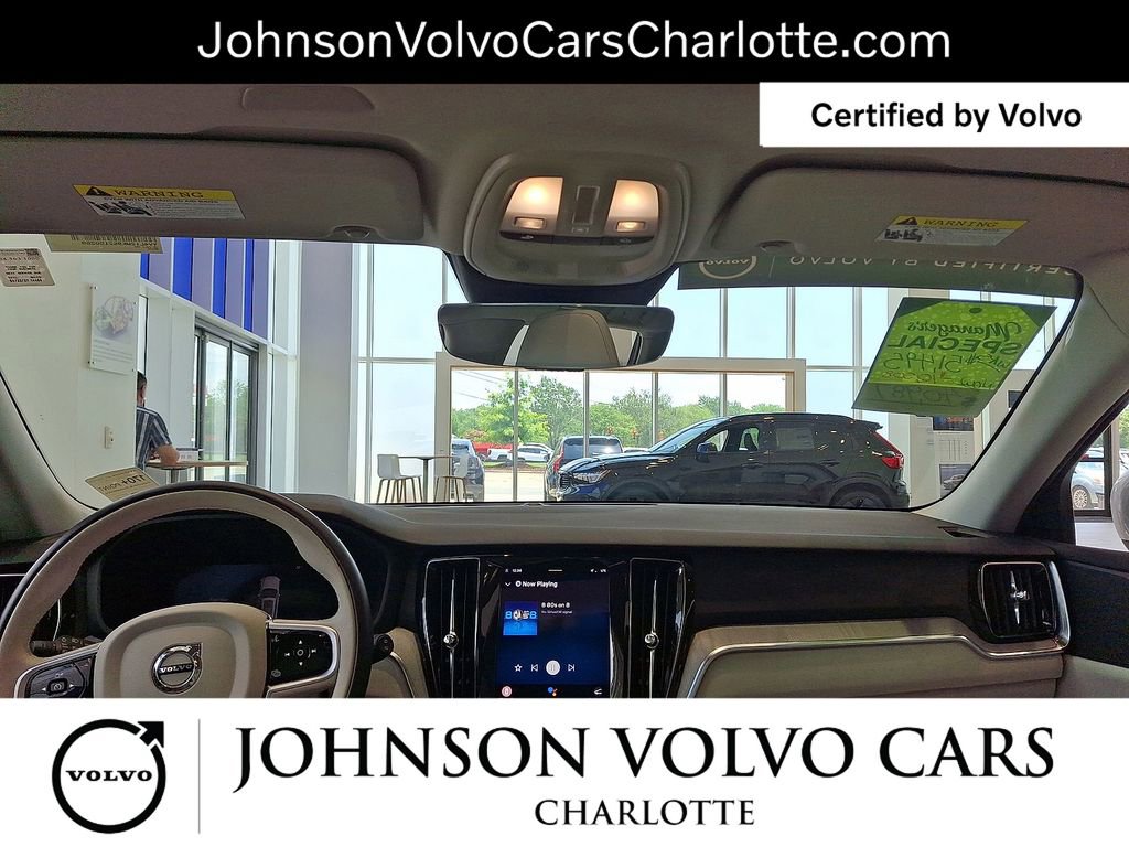 Certified 2025 Volvo V60 B5 Cross Country Plus AWD/4WD image 10