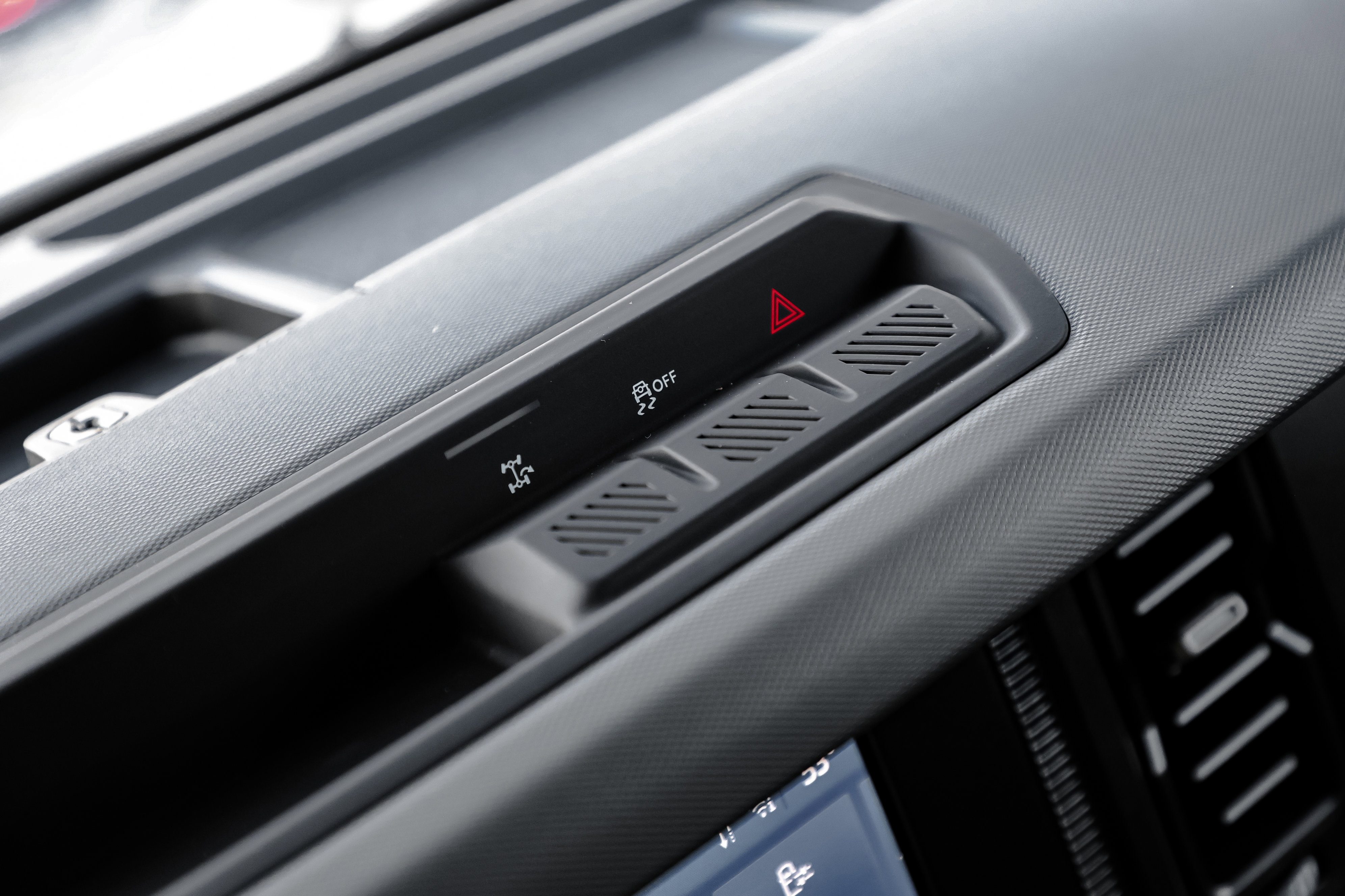 Used 2021 Ford Bronco Big Bend image 37