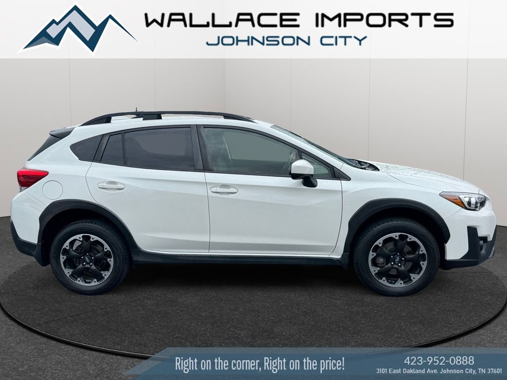 Certified 2022 Subaru Crosstrek 2.0i Premium w/ Moonroof Package AWD/4WD image 6