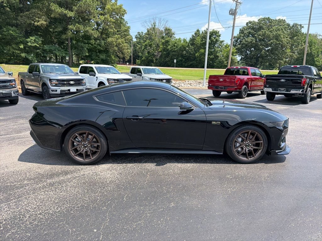 Used 2026 Ford Mustang GT Premium RWD image 2